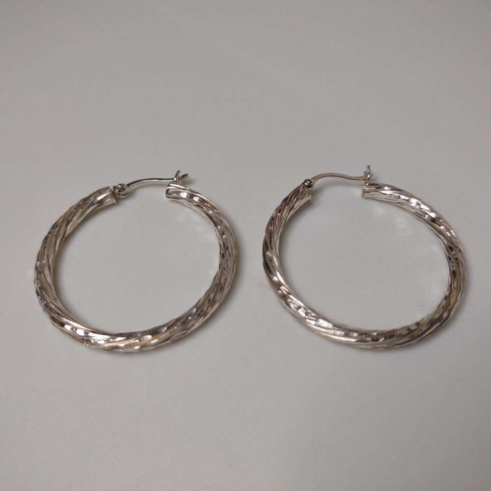 Cute Basic Lightweight 925 Sterling Silver Hoop Earrings